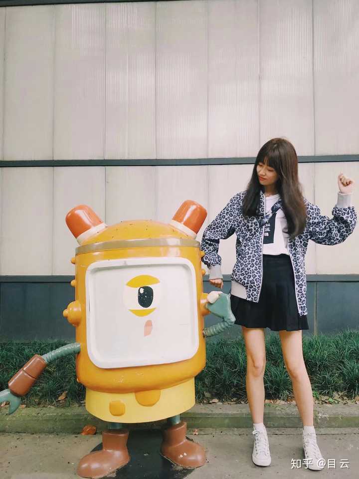 女生169瘦瘦高高却长了一张娃娃脸怎么穿搭