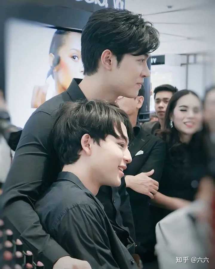 我和自己的对象身高差很多在一起就很难吗