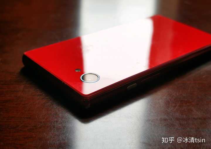 可以推荐下前几年的小屏颜值高的手机吗 知乎