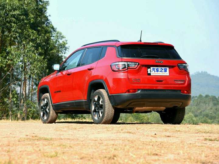 如果你喜欢suv的话jeep的指南者很适合哦16万起