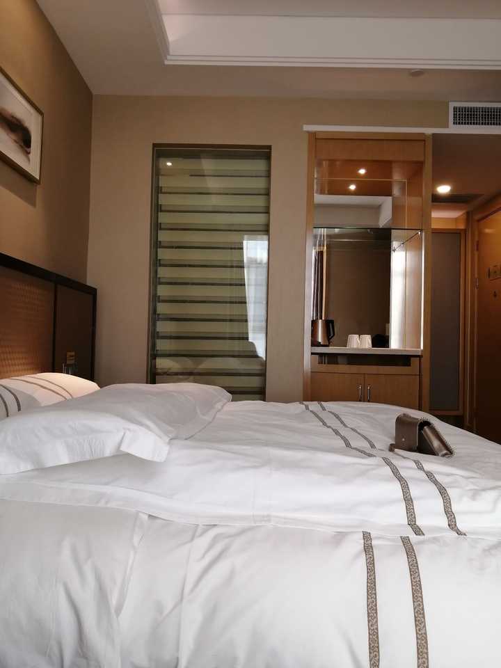 大学生们,你们想开学吗?