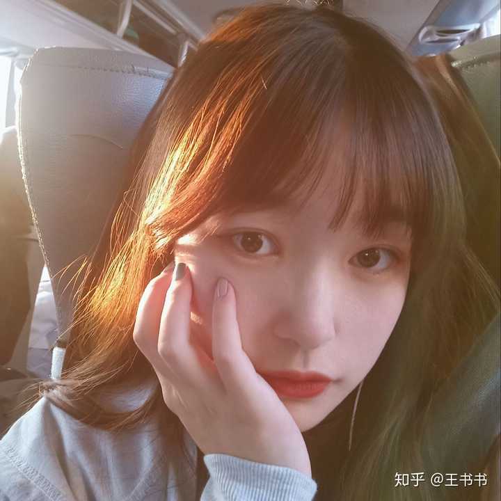 那些长得好看又接地气的女生到底还有没有