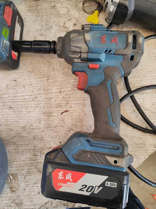 为何工业环境中仍喜欢气动工具？