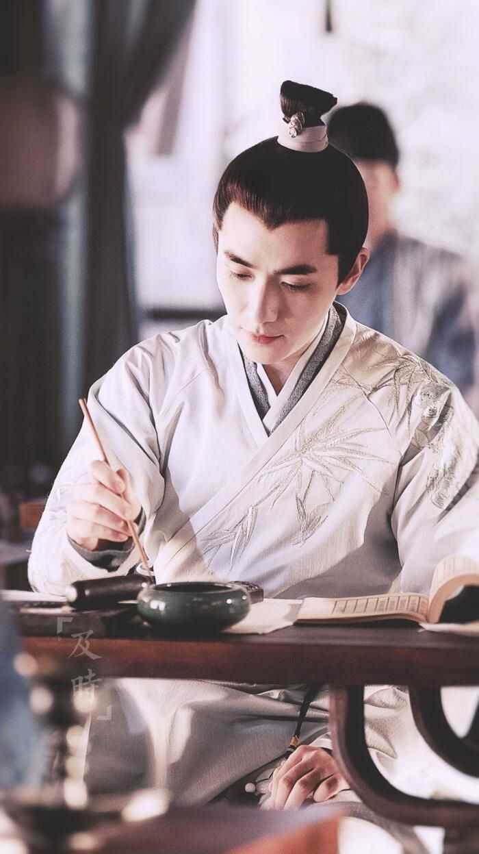 一直听说剧版《知否》里朱一龙的小公爷演的很好,到底好在哪里?