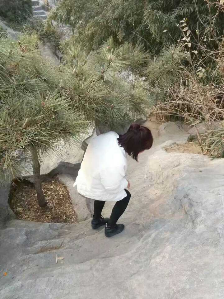 亦或是将我的身高展现的宛如一个婴孩 呵,什么身高一米二通通闪开,谁