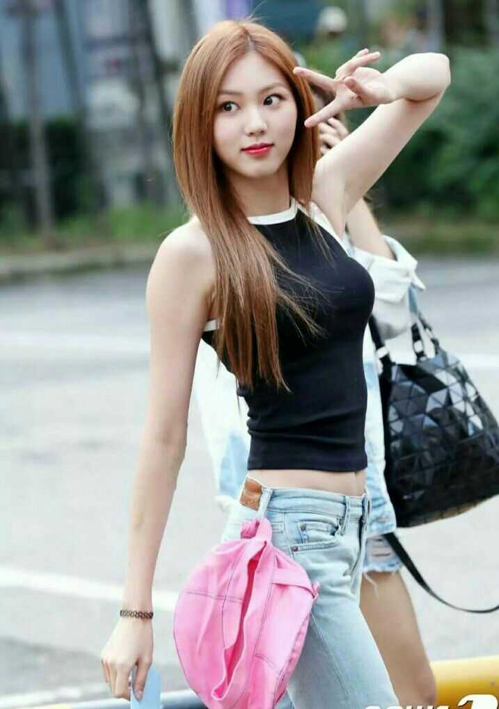 有哪些腰细的女爱豆?