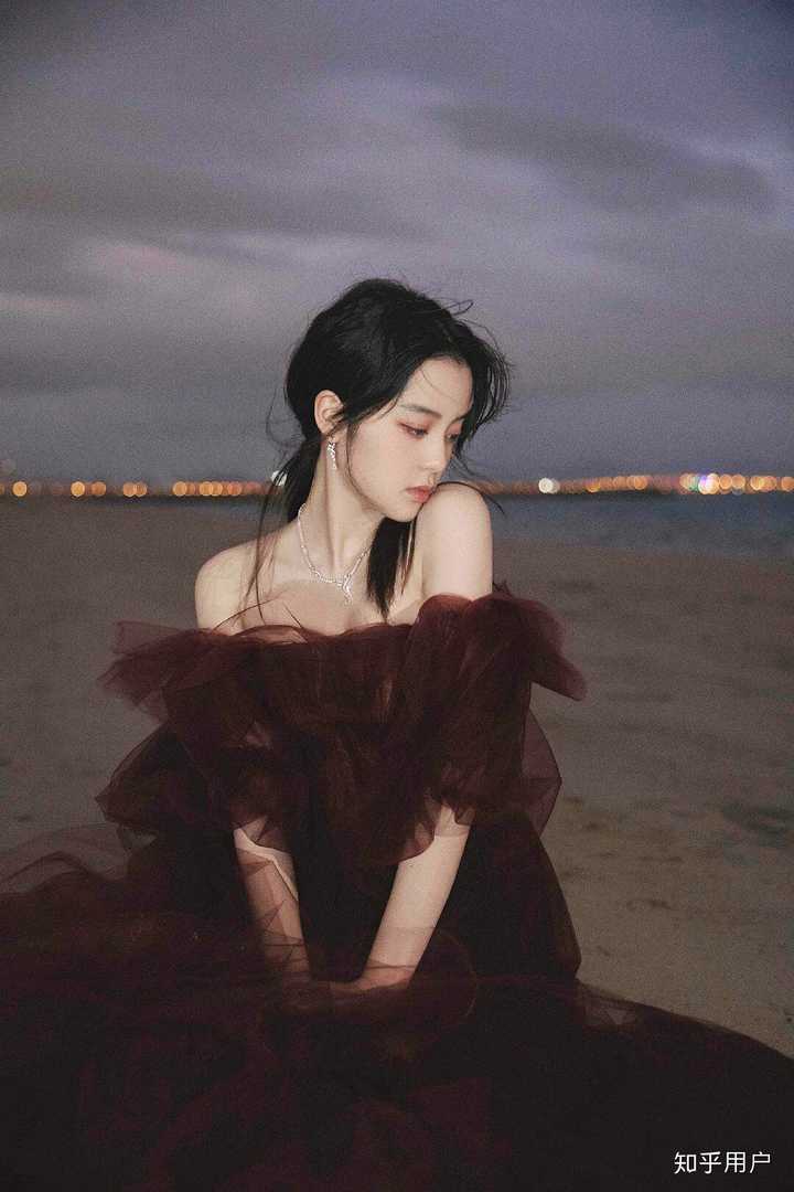 如何看待susan在ins上和别人说欧阳娜娜脸不小?