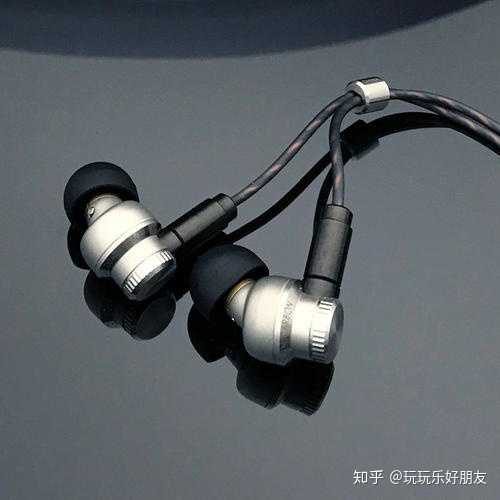 有2000以内高性价比的用手机iqooneo3hifi芯片ak4377a直推的入耳式