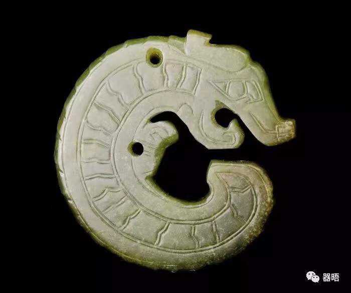 陕西长安张家坡m60出土的西周玉龙