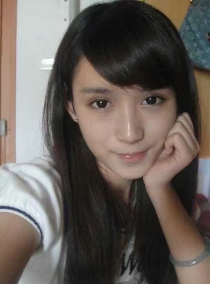 身为真正的素颜美女是种怎样的体验?