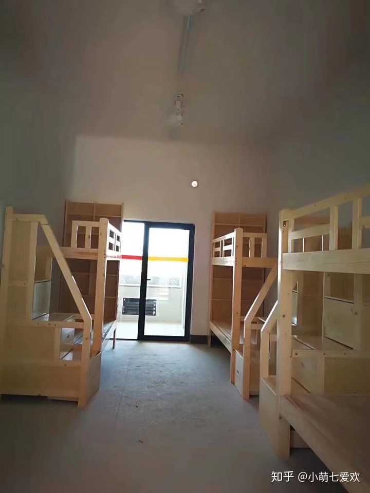 如何评价柳州铁一中与柳东新建校区联合排名?