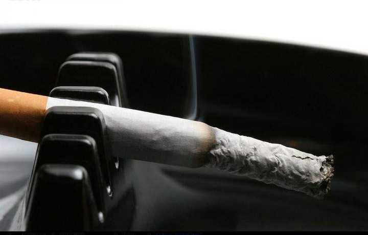 电子烟和普通烟哪个危害更大 知乎