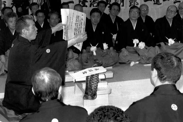 日本黑帮组织是怎样的 和美国黑手党比呢 知乎