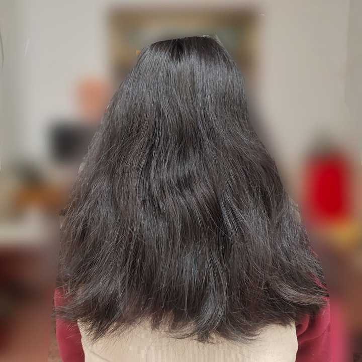 头发毛躁自然卷怎么办？有没有哪款比较好的护发素或者发膜或者精油推荐？