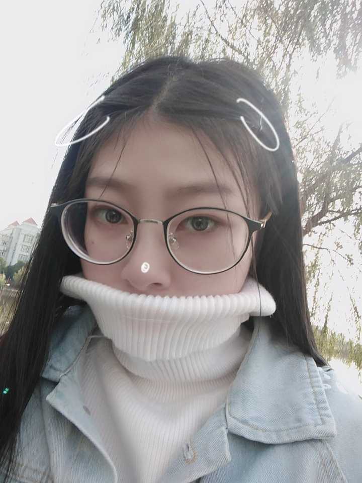 劳资105斤生生给拍成140的肥宅  来图了(自拍)