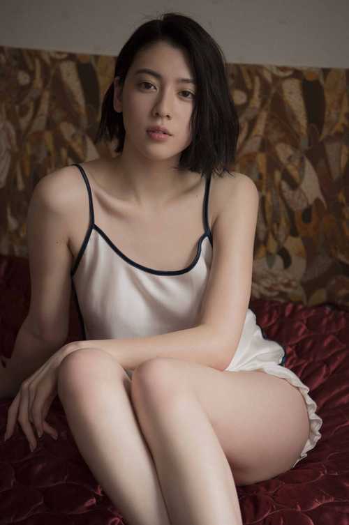 三吉彩花为什么这么招人喜欢 知乎