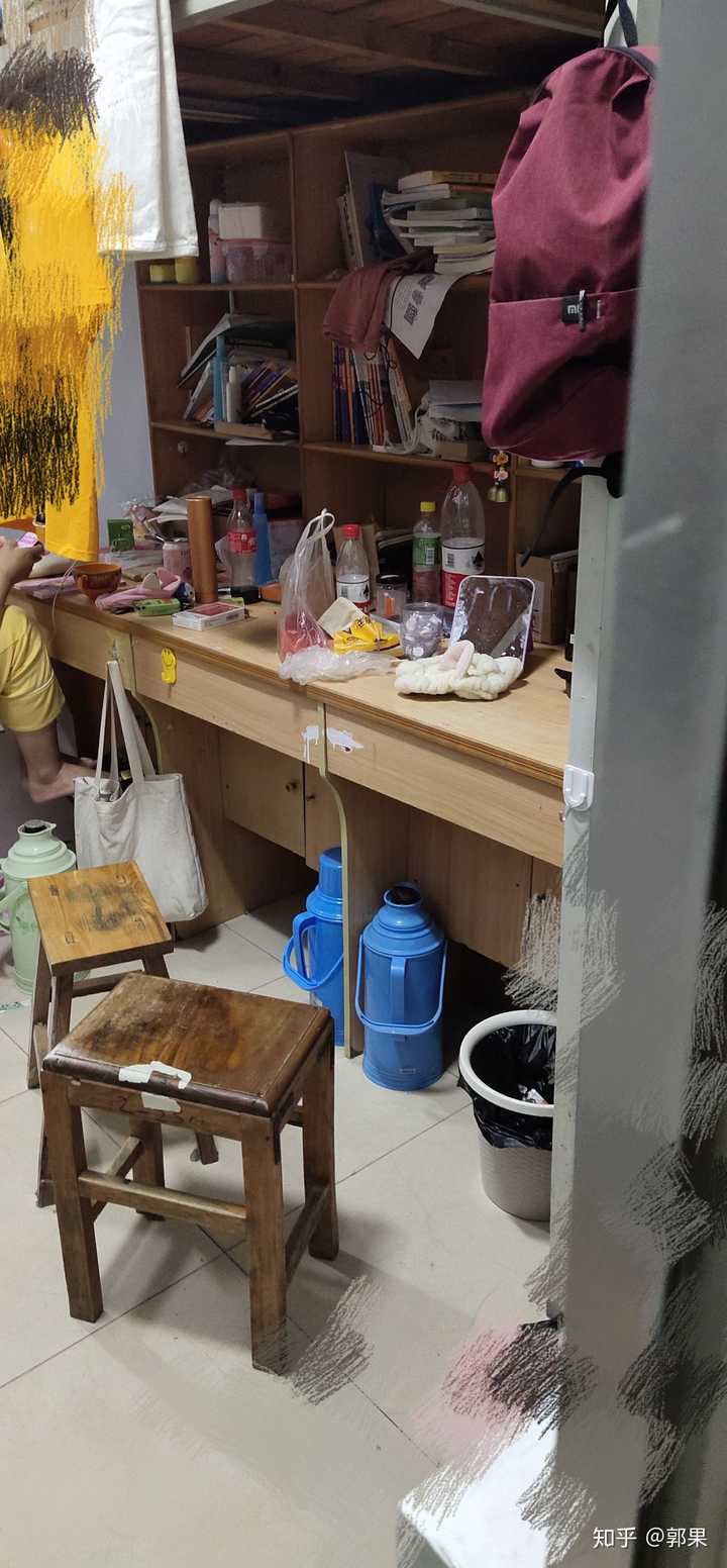 可以展现你的大学宿舍图片吗? - 知乎