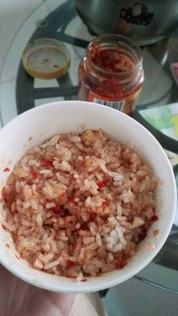 辣.辣椒酱拌饭?