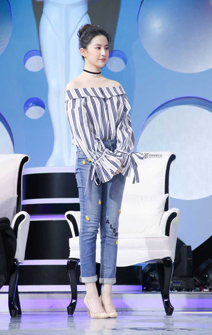 刘亦菲的腿好看吗?