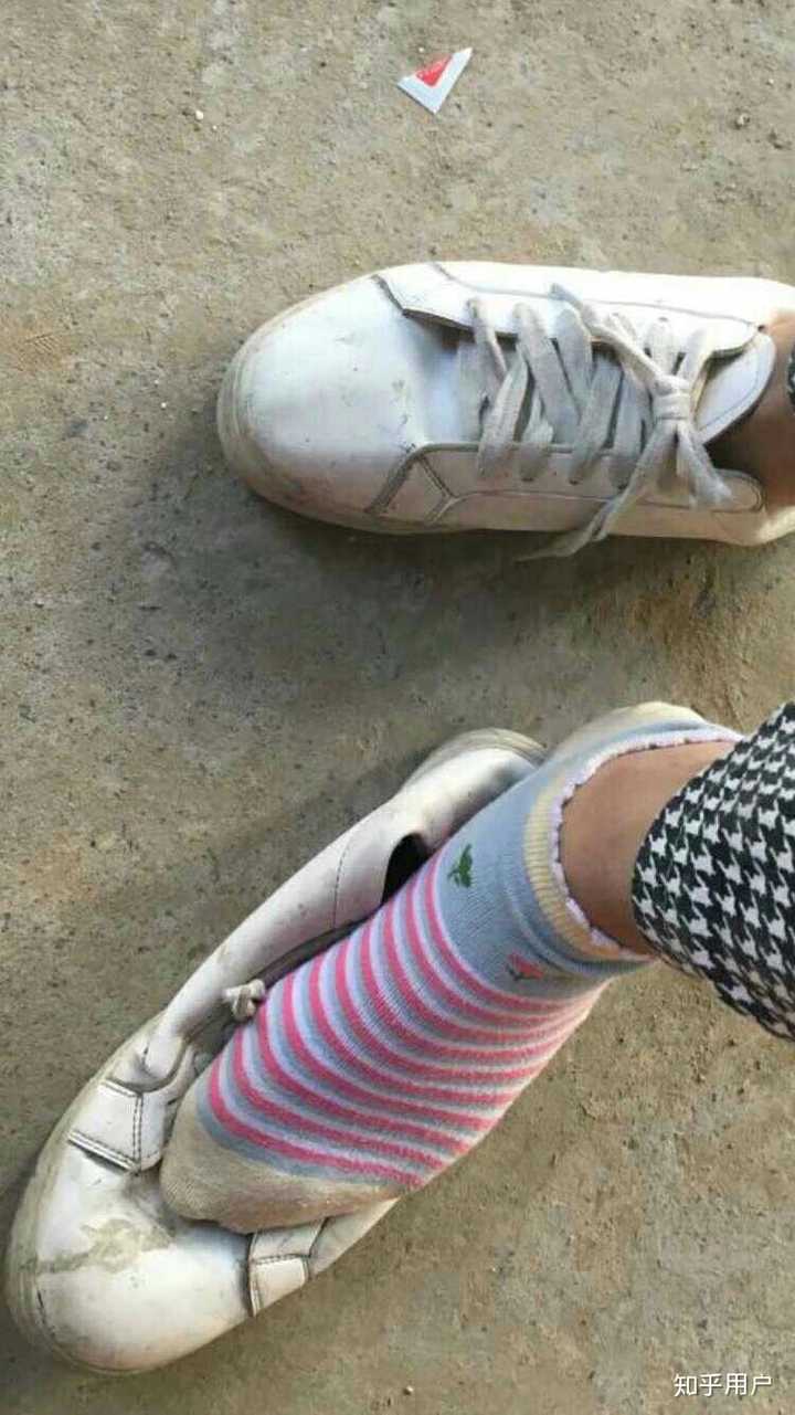 为什么女孩子的袜子穿不脏?
