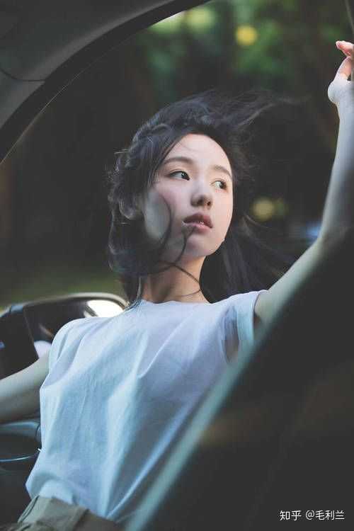 重点是演技好 第一眼惊艳的美貌 评论说适合陈雯雯,好像…气质确实是