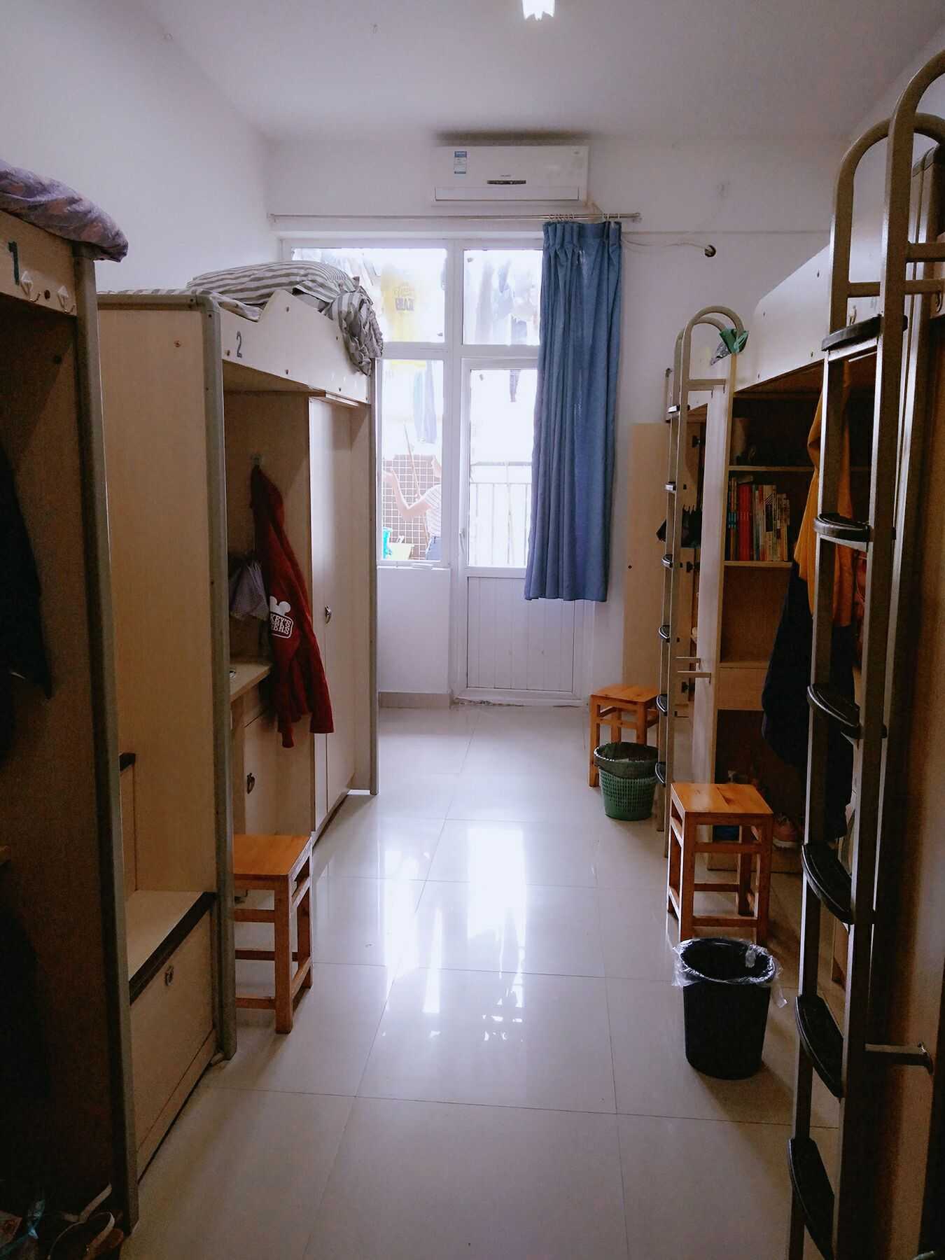 上海杉达学院女生宿舍图片