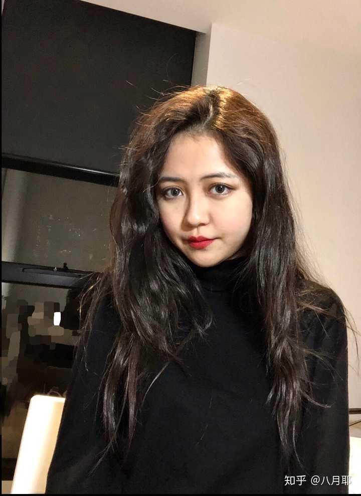 长得很混血或化妆很混血是种怎样的体验?