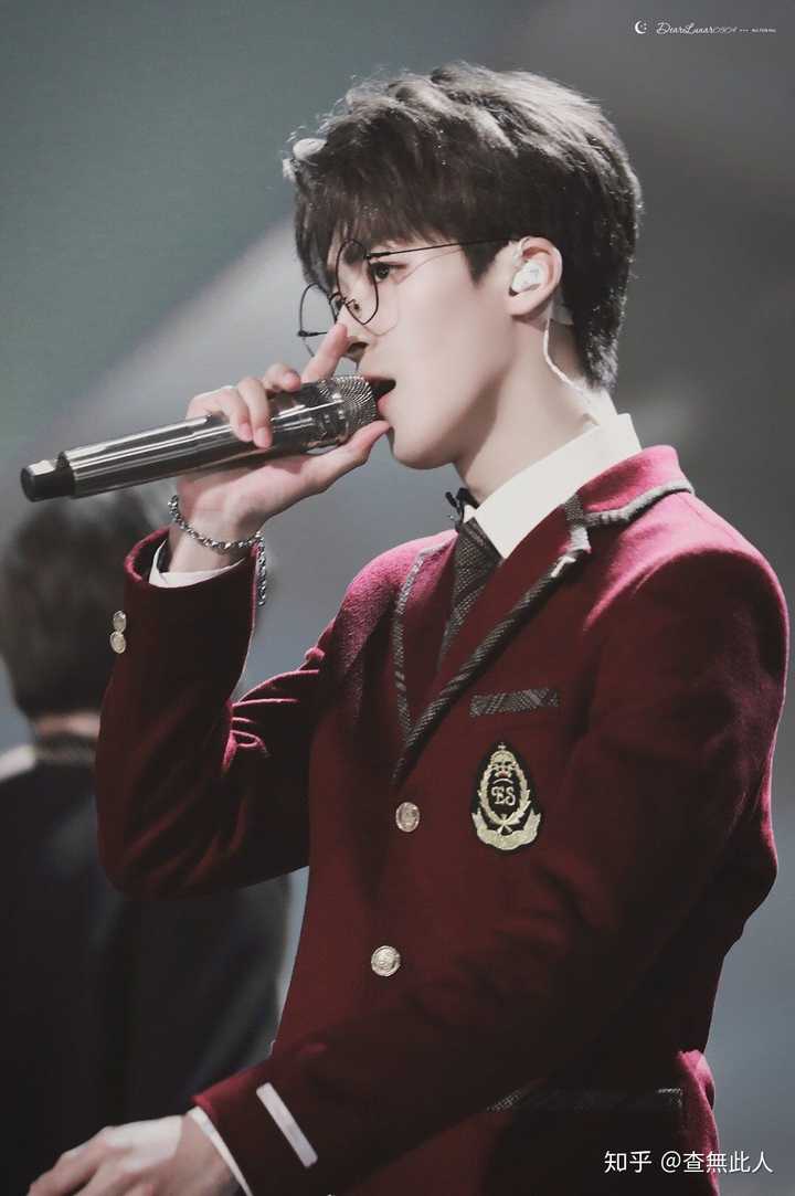 如何评价《创造营2019》的何洛洛?