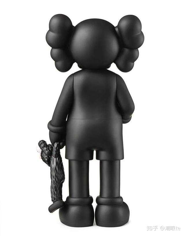 只有我一个人觉得kaws 很恐怖吗?