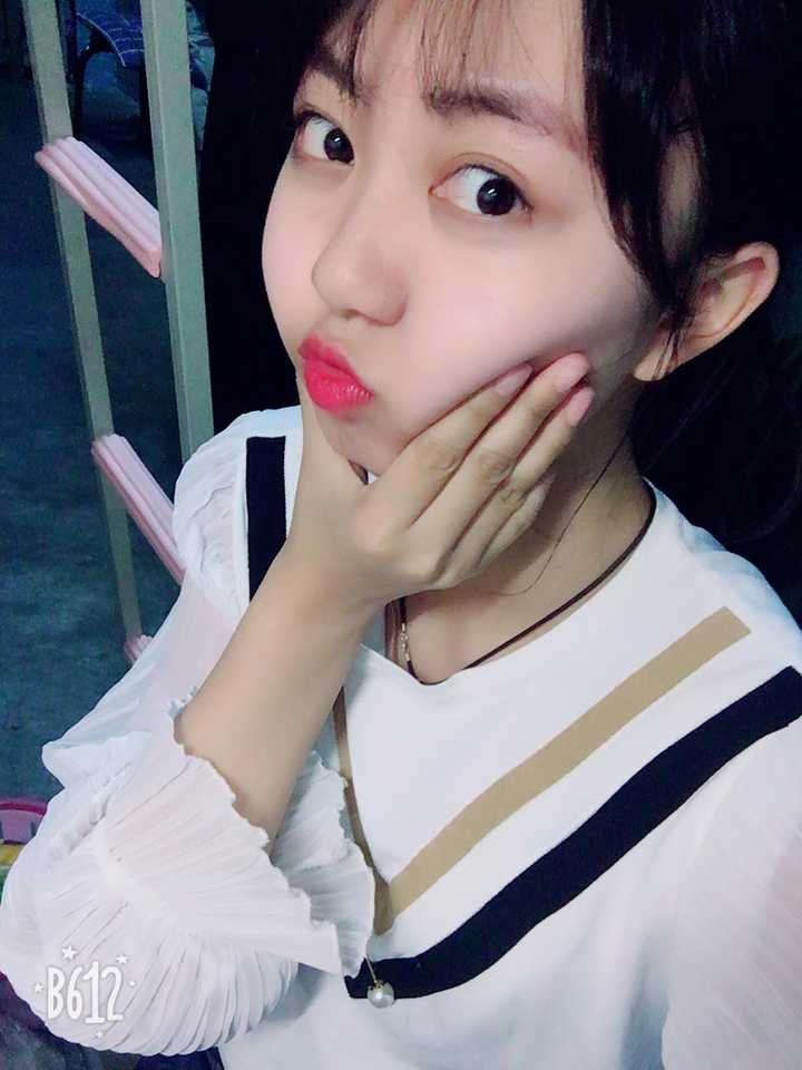 女生长的很矮小但却不服当小可爱是种什么体验?