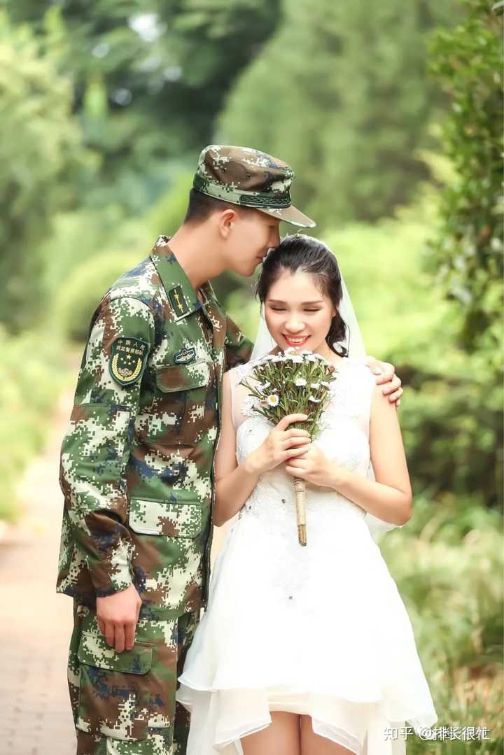 军人求婚背景图片高清图片