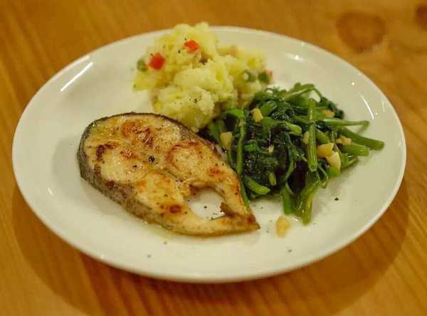 在保证营养的前提下，如何极尽简化饮食？