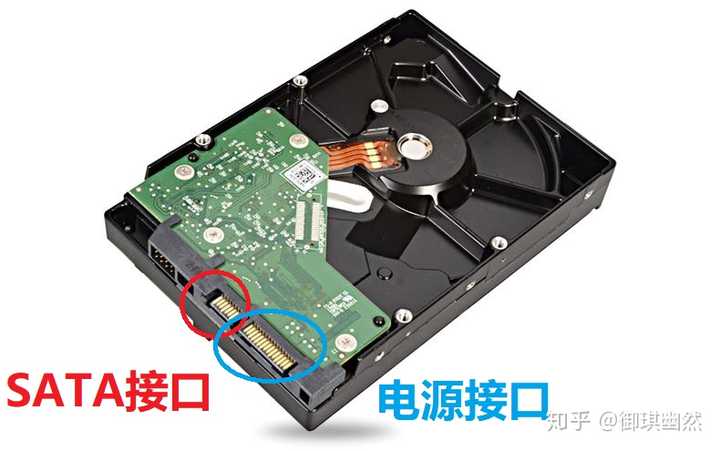 硬盘安装机箱图解