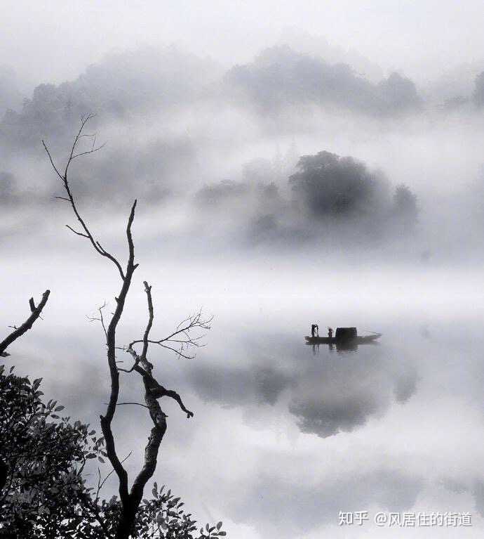 来如风雨,去似微尘