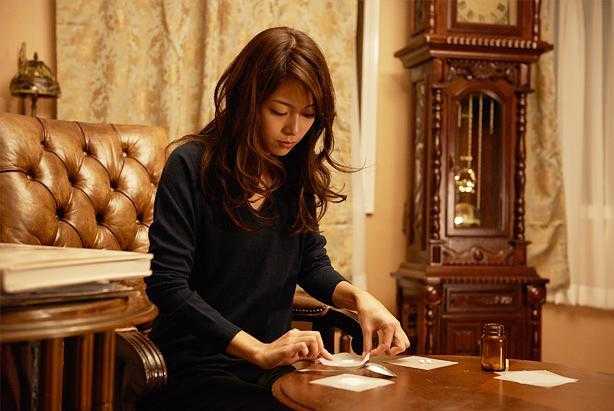 奥田瑛二 / 木野花 / 渡边木实 / 中村友理 / 恒吉梨绘 / 嘉那蕾音