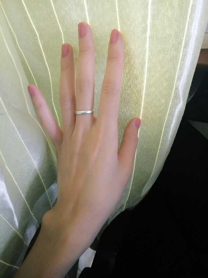 拥有一双好看的手是种怎样的体验?