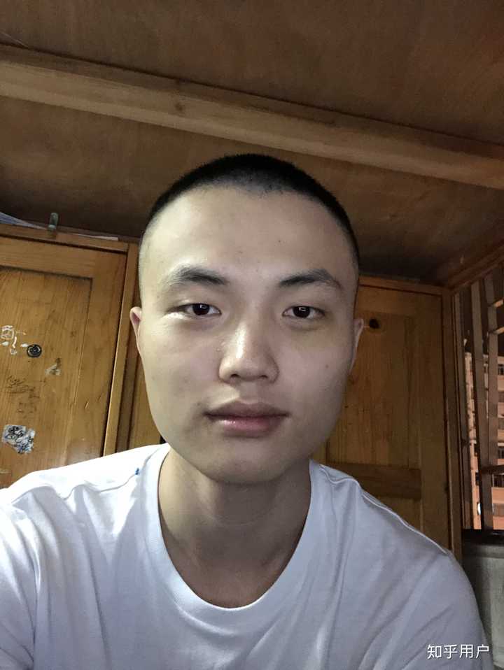 当我的发型转变为寸头的时候 我就意识到自己的丑了(有图)