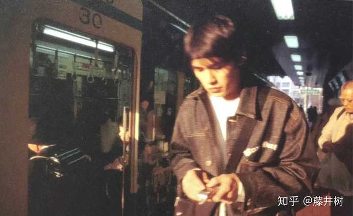周杰伦年轻时期算的上帅吗 知乎 周杰伦年轻时期算的上帅吗 知乎
