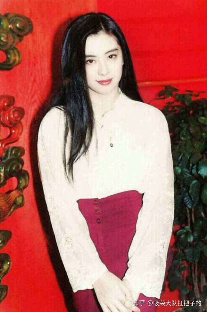 来详细了～龅牙突嘴的祖贤姐姐～2333333 五十多岁这状态,是真.