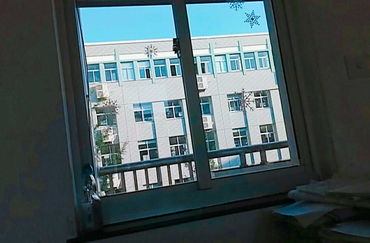 算了先留个名 以后再来填坑 614分割线台中有很多让我想吐槽甚至不满