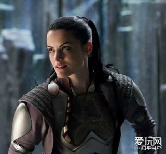 《黑豹》里的两位女将军