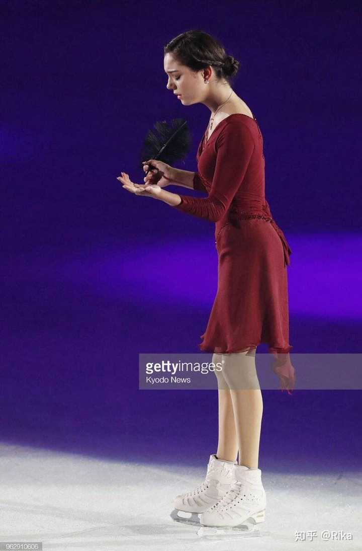 如何評價花樣滑冰選手葉夫根尼婭·梅德韋傑娃(evgenia medvedeva)?