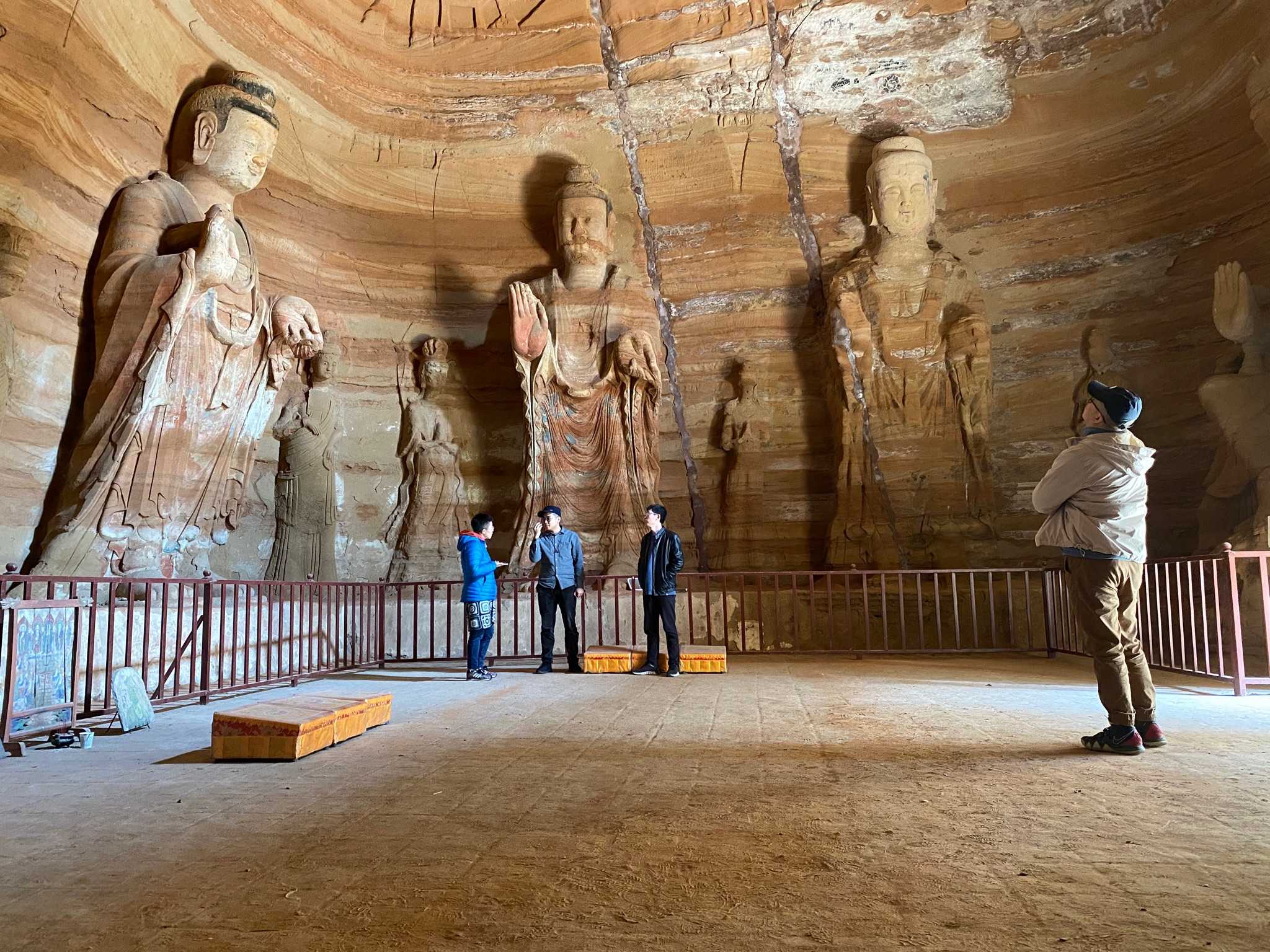 梁源 的想法: 从南石窟寺出来,看见罗汉洞的维修,没法… - 知乎