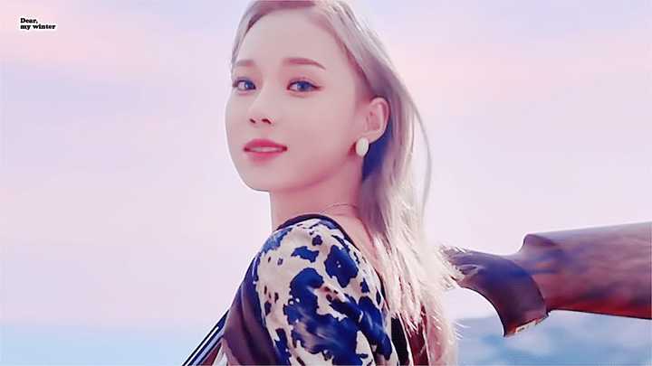 你觉得sm新女团aespa首位成员winter颜值如何