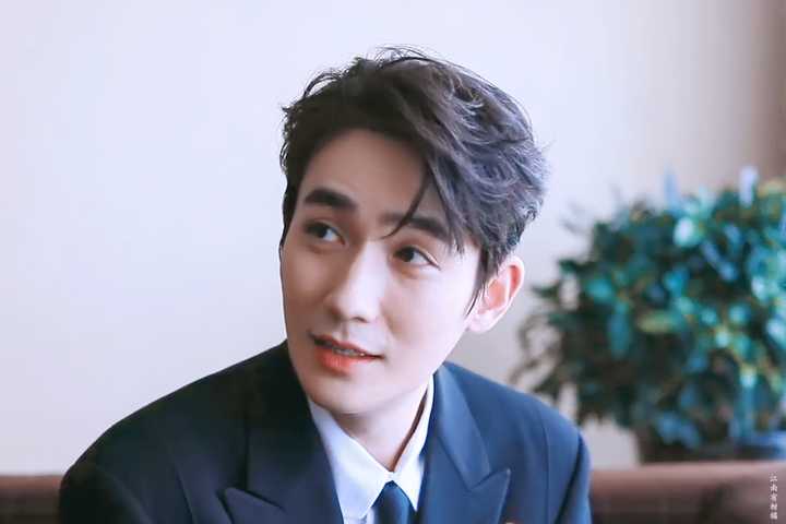 有没有朱一龙比较可爱的图片?