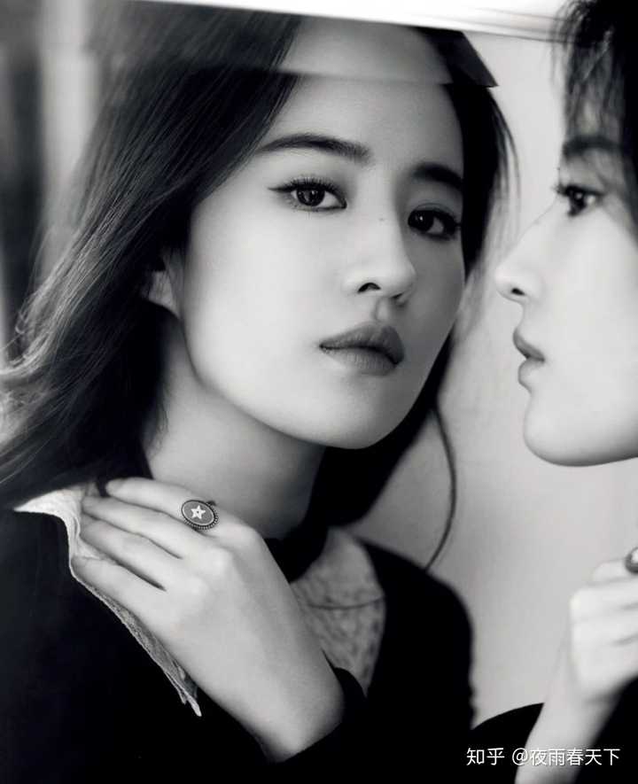 喜欢菲姐啊,喜欢她的一切,不管胖瘦,就是喜欢