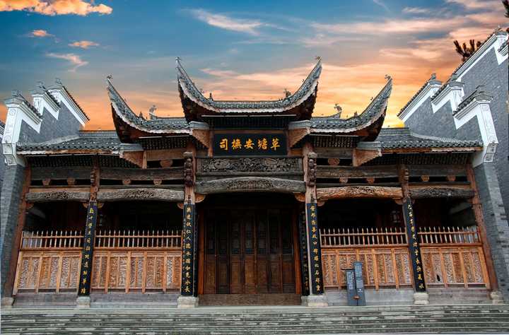 其实,早在遵义转折之前 瓮安,就为中共的革命转折做了准备 猴场会议