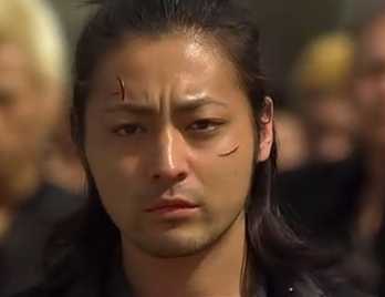 为什么不让山田孝之穿上内增高来演银桑?