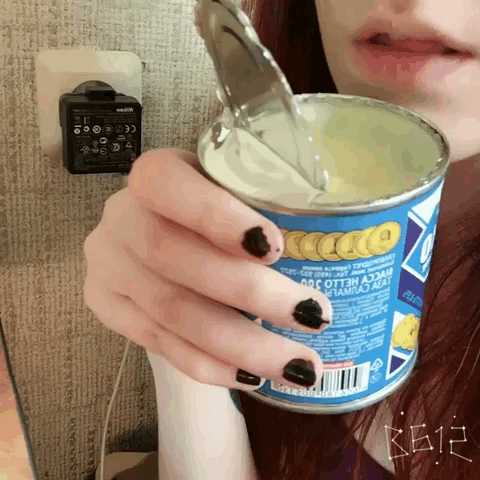 女生吐舌头到底有多性感
