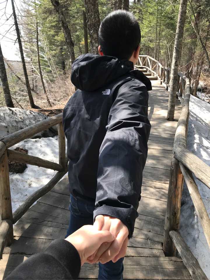 两个男生相爱的时候状态是什么样的?